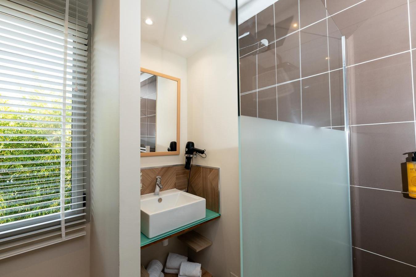 Apartment Meuble Mandara - Antibes - - French Riviera Juan-les-Pins
